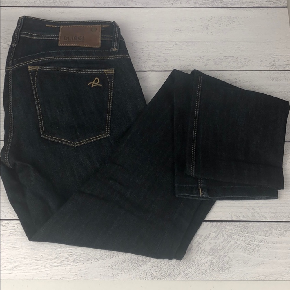 DL1961 “4 Way 360 Degree Comfort” Dark Jeans